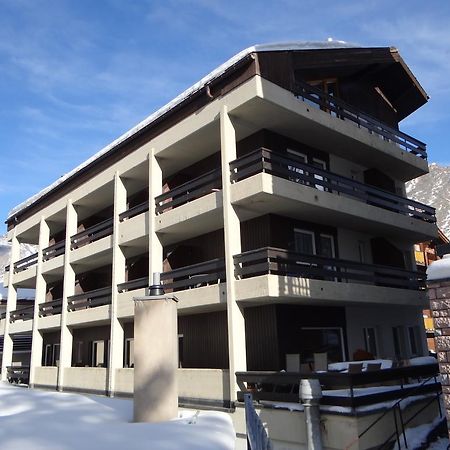 Hostel Walser Saas-Fee Exterior photo