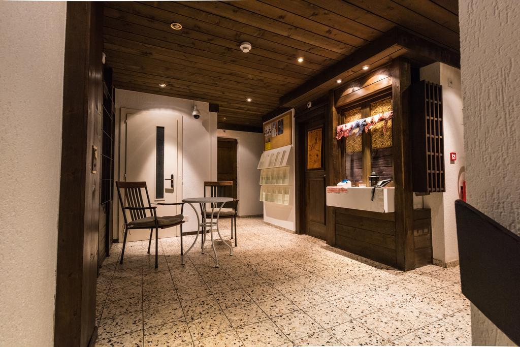 Hostel Walser Saas-Fee Exterior photo